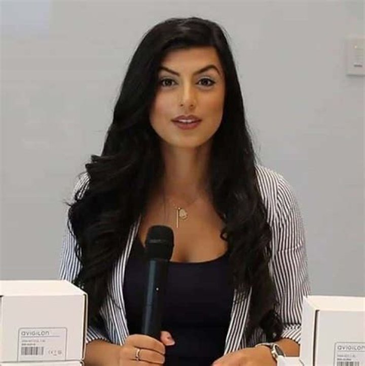 Shay Shariatzadeh: Wiki, Bio, Age, Height, Parents, Husband, Kids, Net Worth