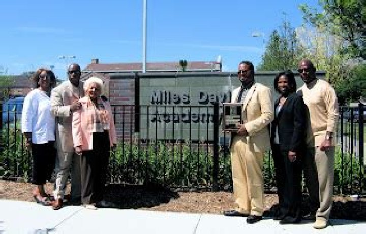 Sir Miles Davis Magnet Academy - Chicago