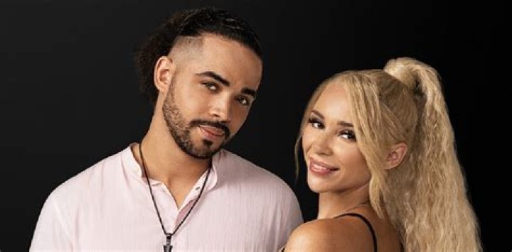 Sophie and Robert (90 Day Fiance) Bio, Age, Height, Relationship, Net Worth