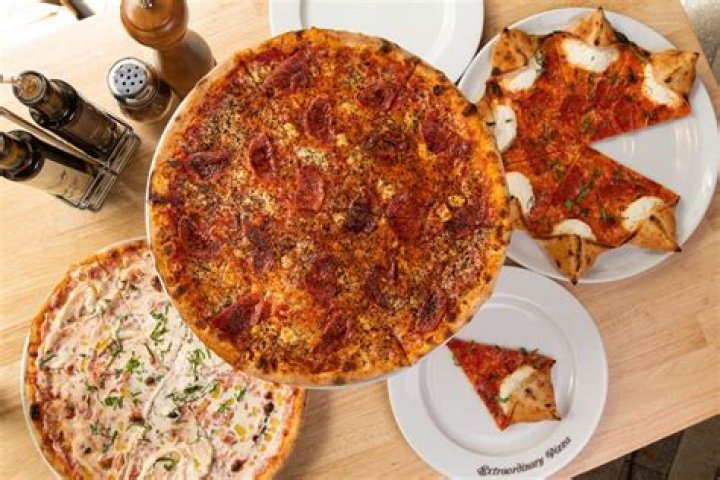 	SoundAdvice in Boca, Pizza Rustica’s skinny pizza	