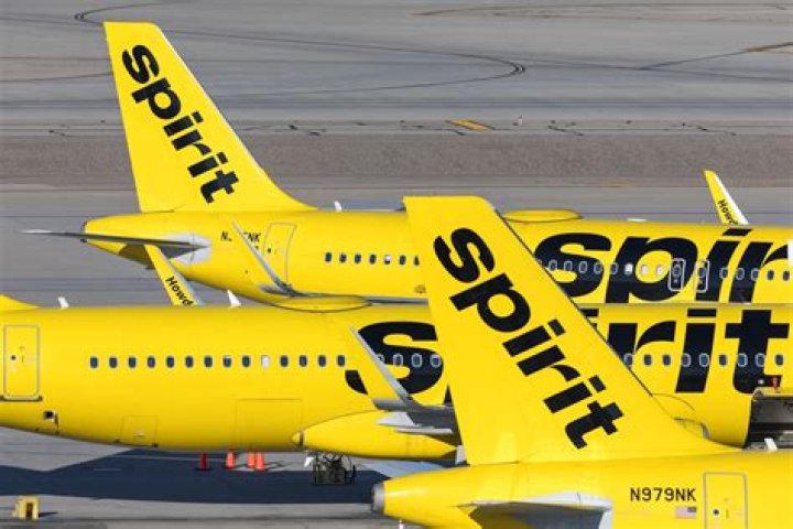 	Spirit Airlines to offer customers text message option for booking flights	
