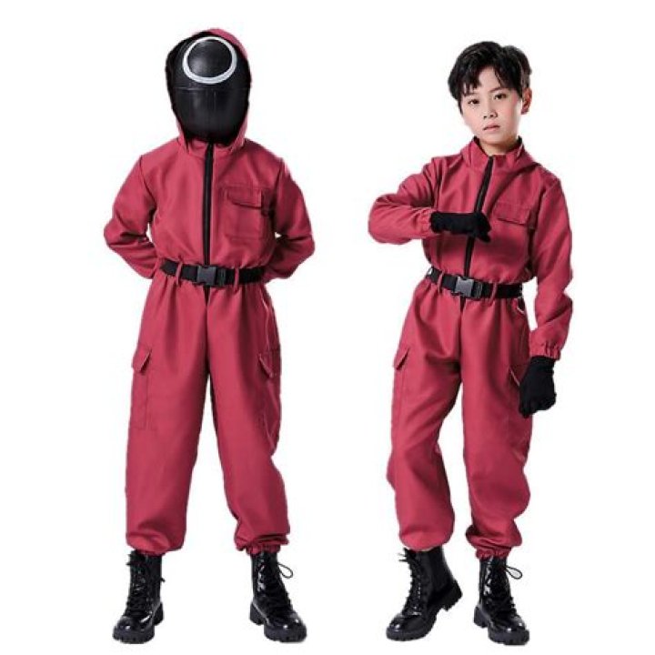“SQUID GAME” HALLOWEEN COSTUMES FOR KIDS ARE TOPPING INTERNET SEARCHES