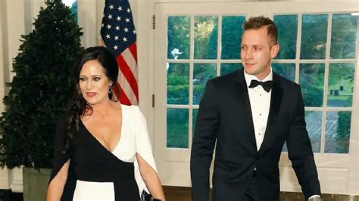 Stephanie Grisham【 Bio Wiki 】Husband Married, Education, Salary, Age