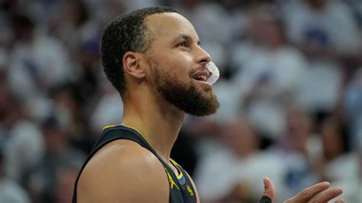 Stephen Curry Biography: The Rise Of A Basketball Legend