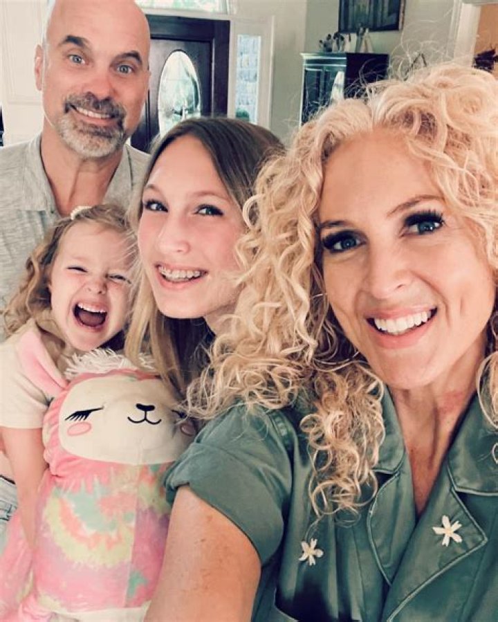 Stephen Schlapman: Wiki (Kimberly Schlapman’s husband), Bio, Family, Age, Net worth
