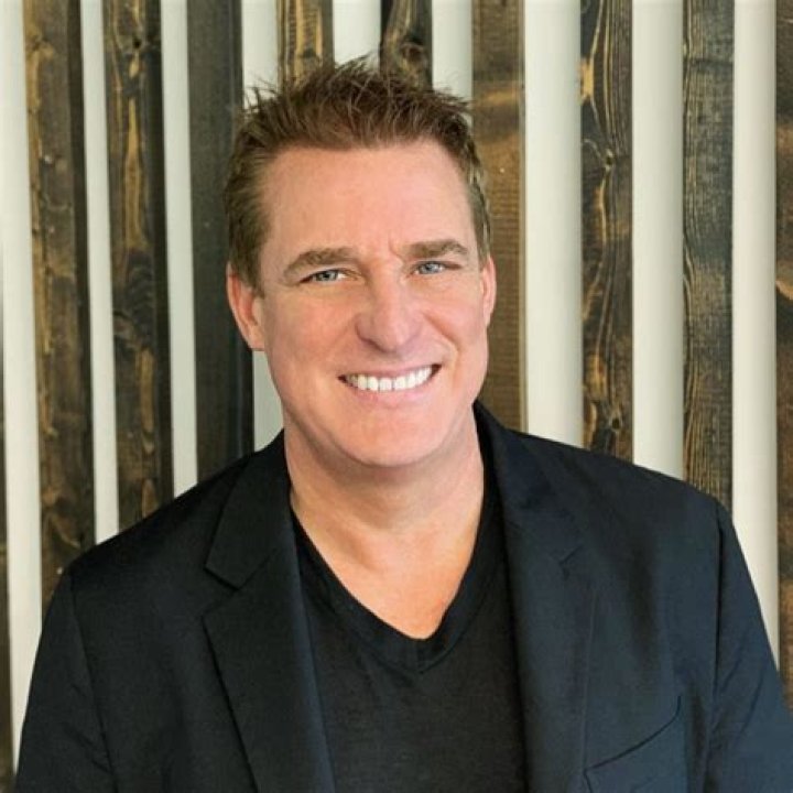 Steven Dubb Net Worth | Age, Height, Weight, Dating And More