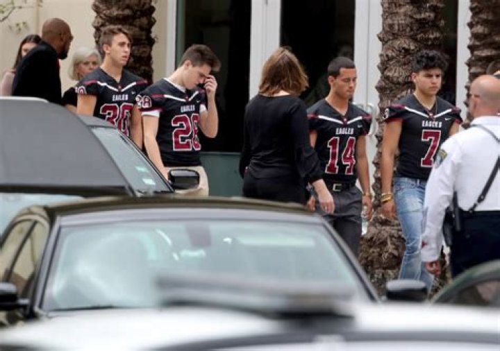 	Stoneman Douglas assistant football coach Aaron Feis killed responding to shooting: ‘That is not firecrackers’	
