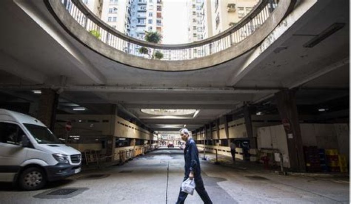 Stories behind Hong Kong districts: Mei Foo Sun Chuen, where middle-class dreams began