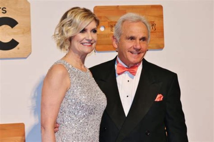 Sue Palka Age, Wikipedia, Husband, Birthday, Wiki, Daughter ( Fox 5 )