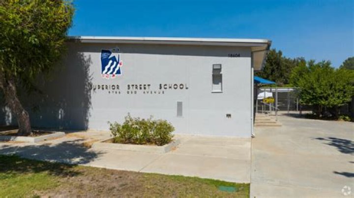 Superior Street Elementary Charter School - Chatsworth