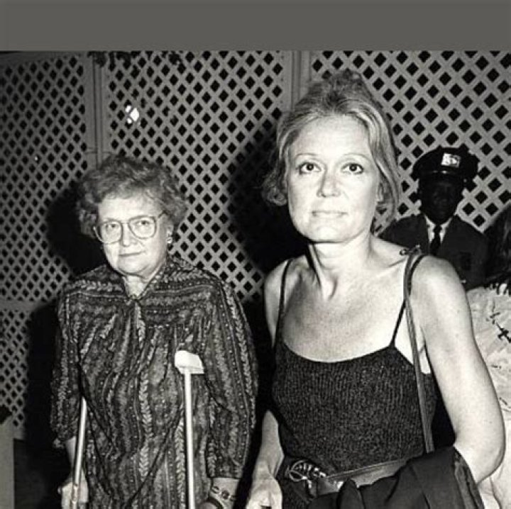 Susanne Steinem Patch: What happened to Gloria Steinem's sister?