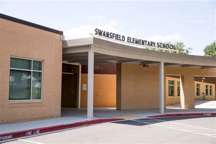 Swansfield Elementary School - Columbia