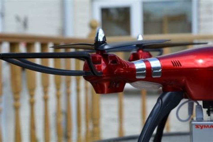 Syma X8HG Drone Review