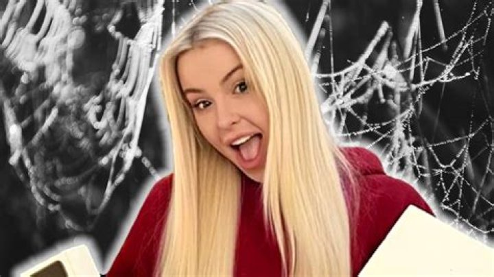 Tana Mongeau freaks out after spider crawls on her during YouTube video