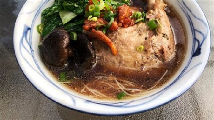 Thai duck noodle soup - recipe
