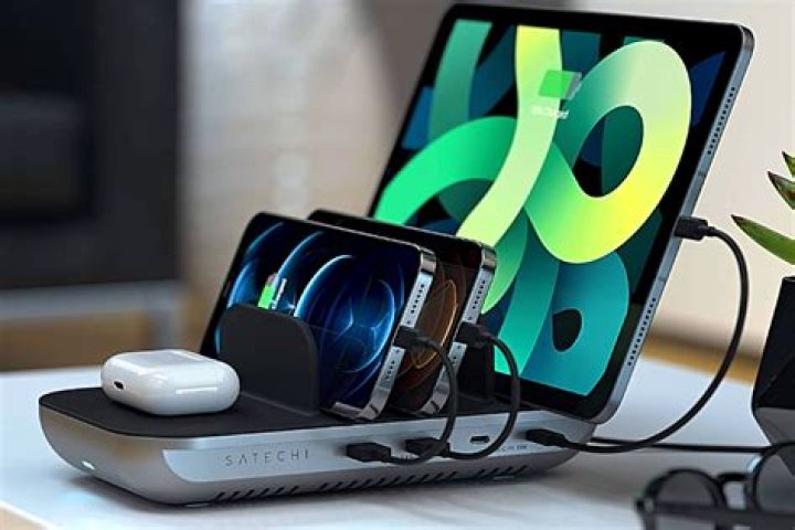 The Best 3-in-1 Apple Charging Stations