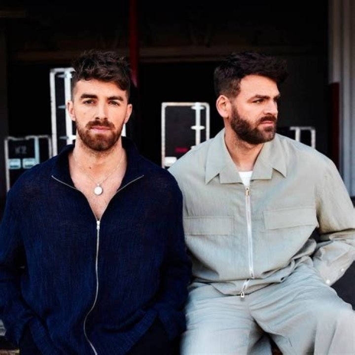 The Chainsmokers - Bio, Net Worth, Height