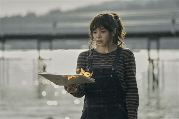 The Power review: Amazon explains why society sucks for women