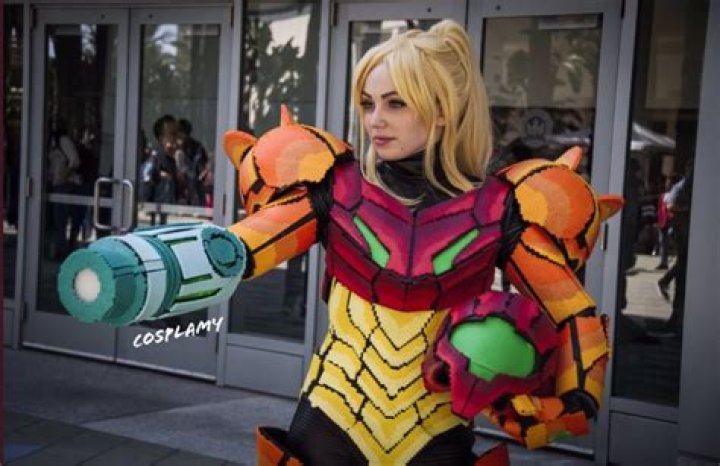 This Pixelated Metroid Samus Cosplay is Totally Next Level