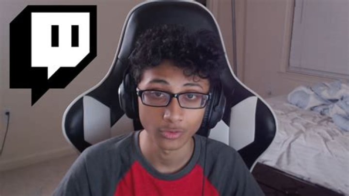 Twitch permabans Fortnite pro for evading “hateful slurs” suspension