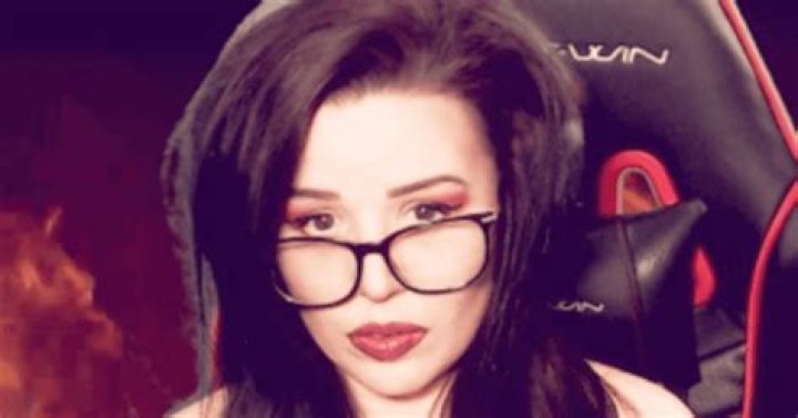 Twitch streamer Kaceytron clarifies clip after racist slur accusations