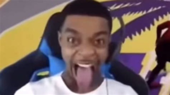 Twitch streamer shocked after catching a mouse with a bag of chips