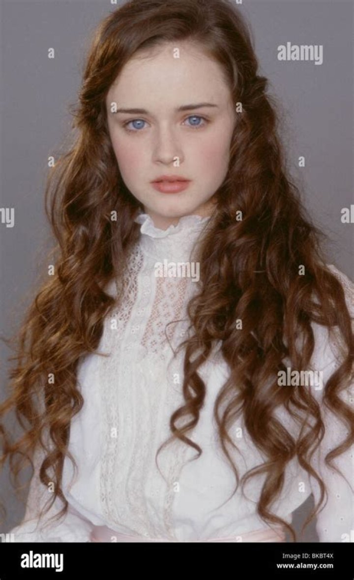 Uncover The Secrets Of Alexis Bledel's Modeling Journey