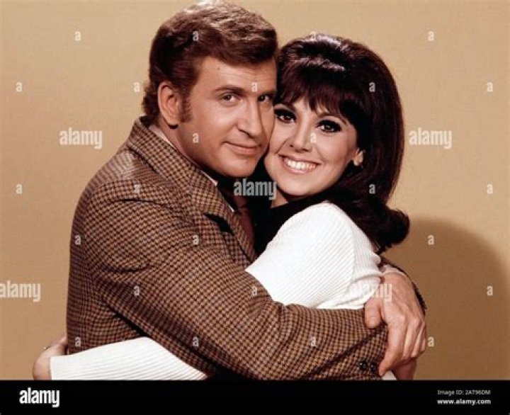 Unraveling The Romance: Did Marlo Thomas Ever Date Ted Bessell?