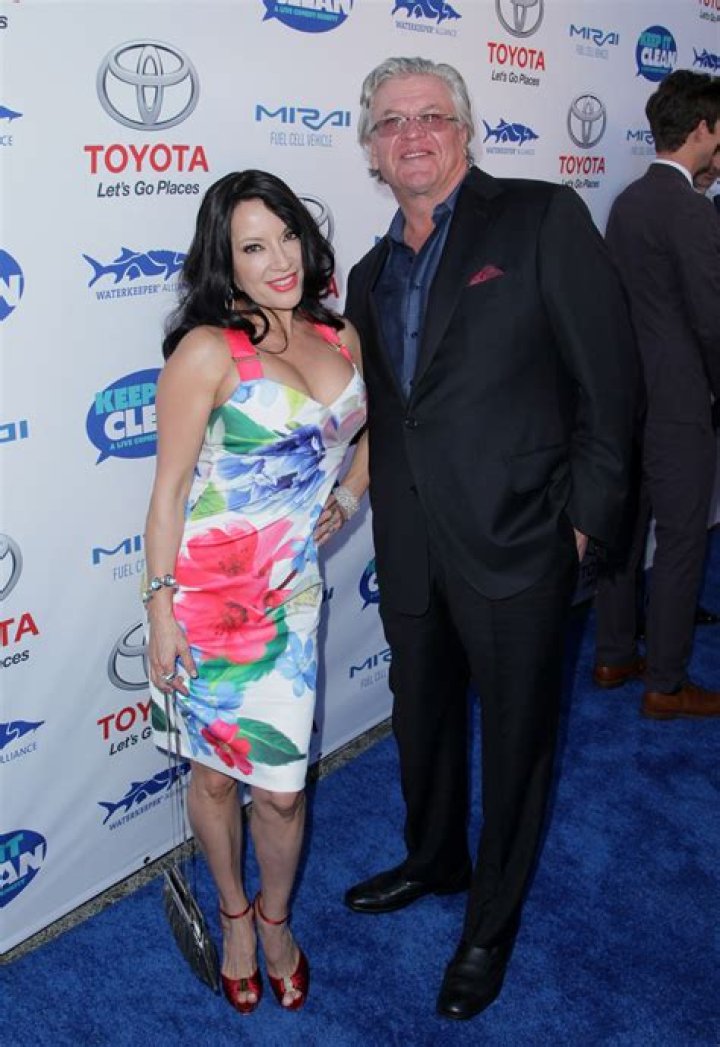 Unveiling The Mystery: Who Is Ron White's Girlfriend?