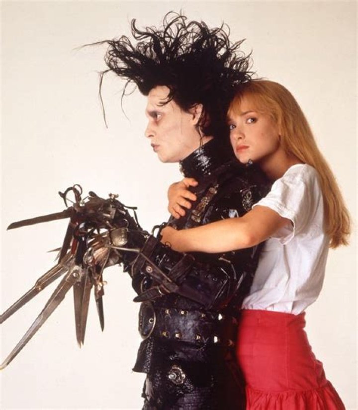 Unveiling The Timeless Charm: Winona Ryder In Edward Scissorhands