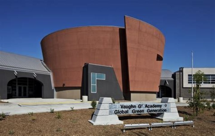 Vaughn Next Century Learning Center - G3 Campus - Pacoima