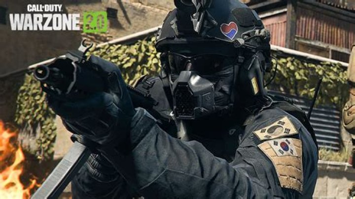 Very Fast TTK” EM2 Warzone Loadout Detailed