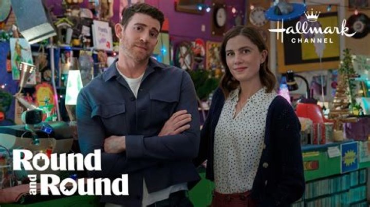 Vic Michaelis Spouse & Gender: Is Round And Round Actress Lesbian?