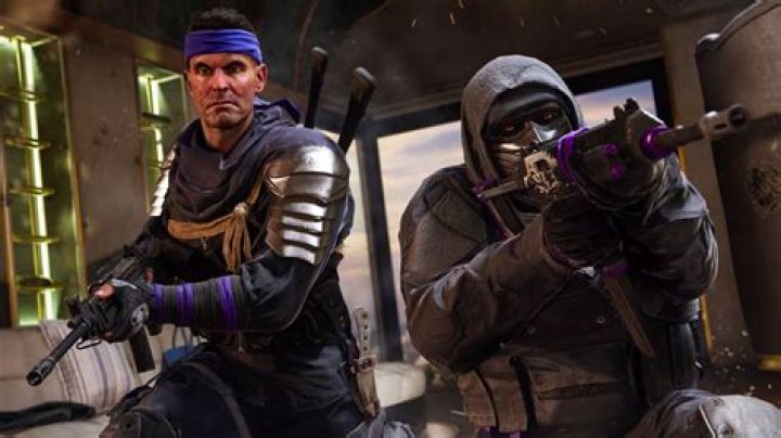 Warzone console players furious as mid-season update breaks the game