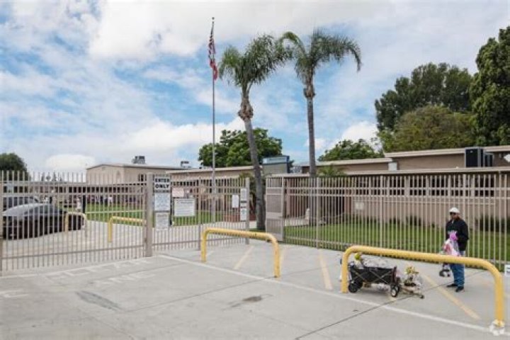 Washington Elementary School - Bellflower