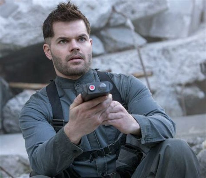 Wes Chatham Net Worth | Bio, Family, Address, Career