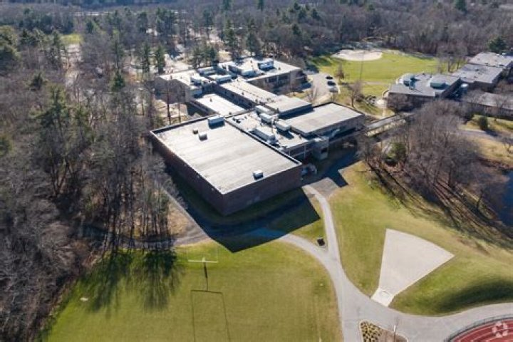 Weston Middle School - Weston
