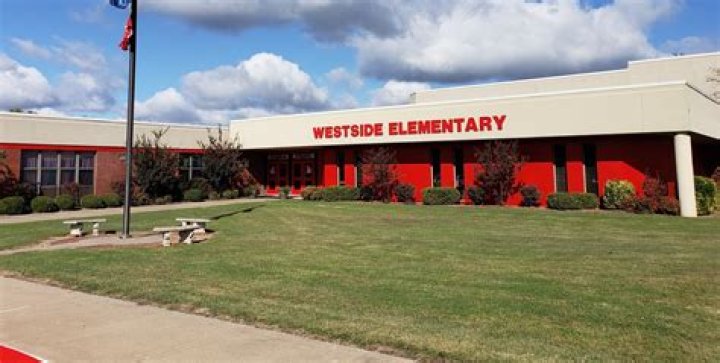 Westside Elementary School - Claremore
