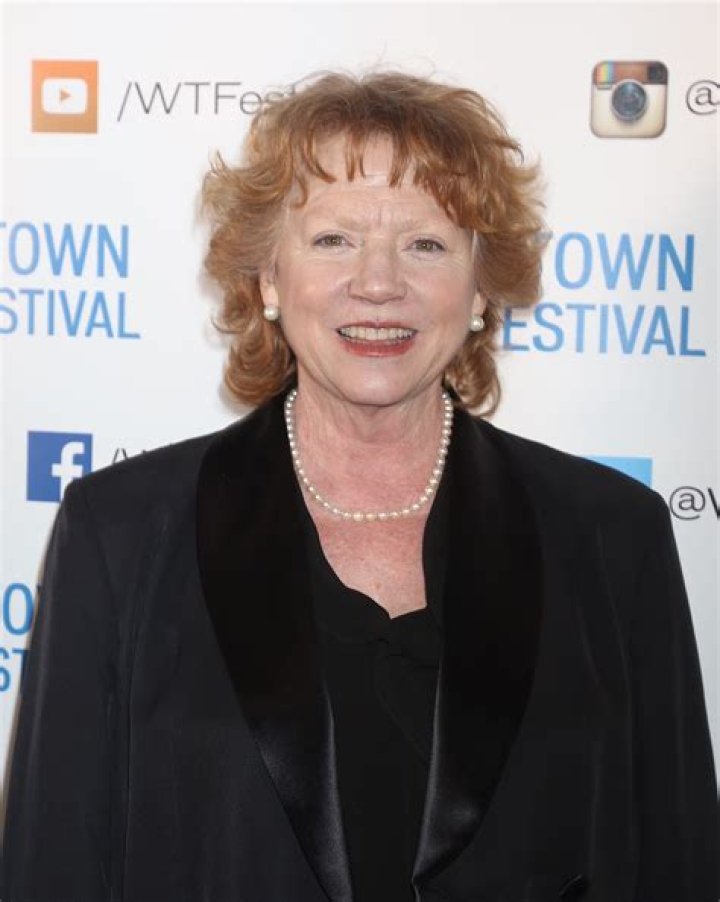 What is Becky Ann Baker Net Worth 2024: Financial Success Unveiled
