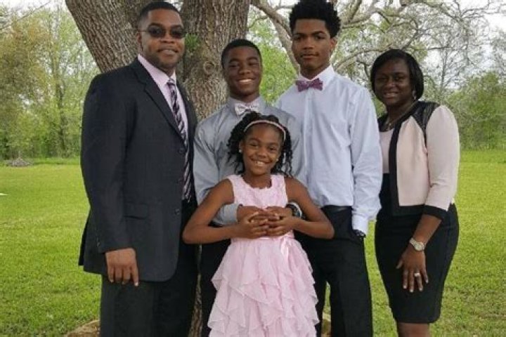 Who are Jalen Milroe's parents?
