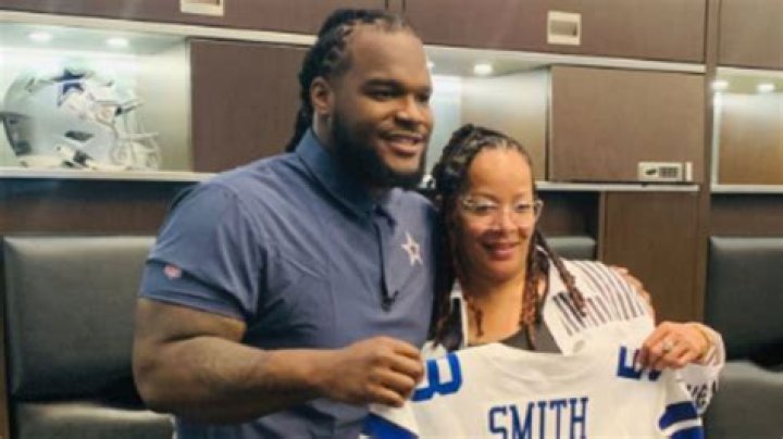 Who are Mazi Smith’s Parents?