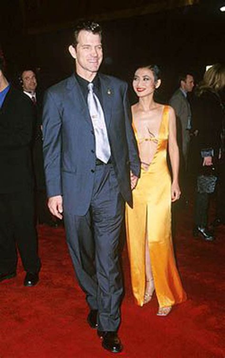 Who Is Bai Ling? Is She Single or Married? Know About Her Relationship And Affairs