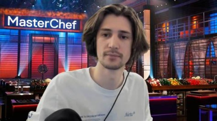 xQc explains why MasterChef Twitch streams might continue despite DMCA strikes