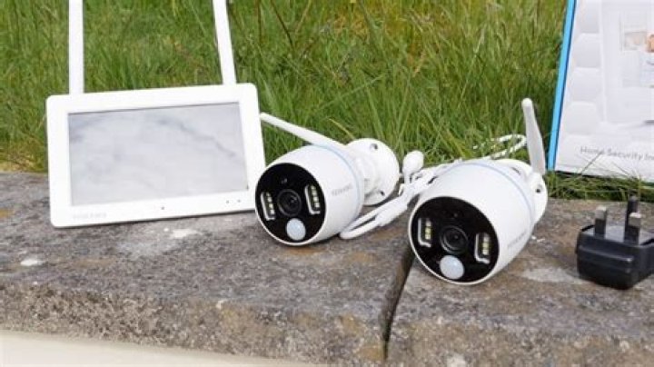 Yeskamo Wireless CCTV Floodlight Camera System Review